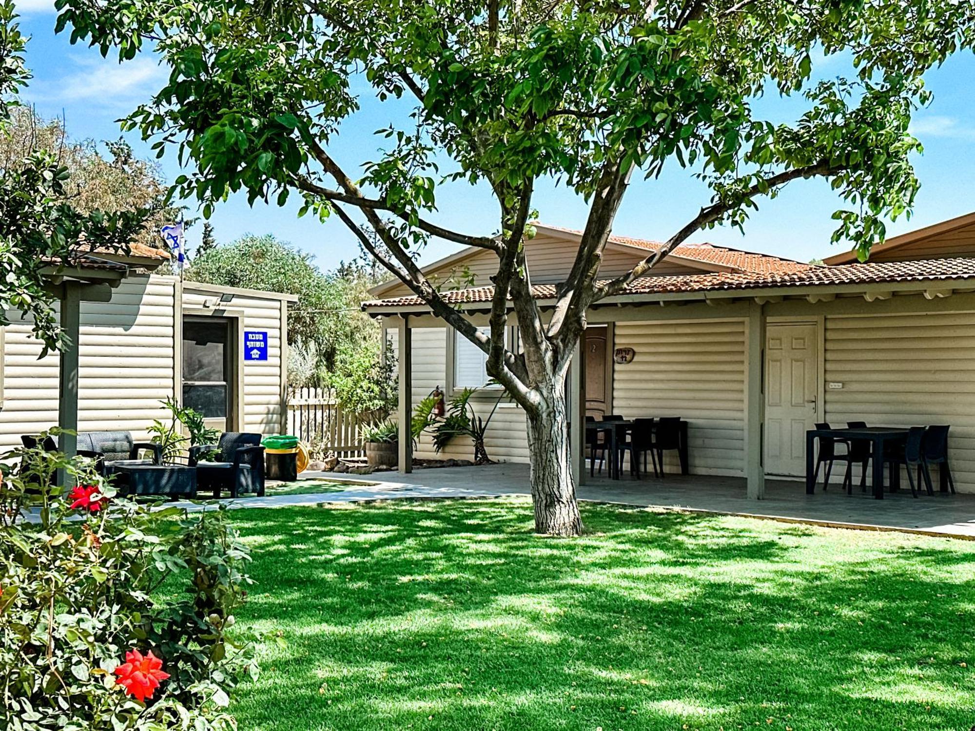 Etzel Tami Hospitality Hotel Neot Golan Ngoại thất bức ảnh